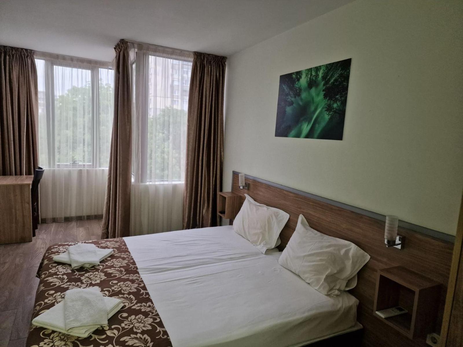 Hotel Gabi Plovdiv Ngoại thất bức ảnh